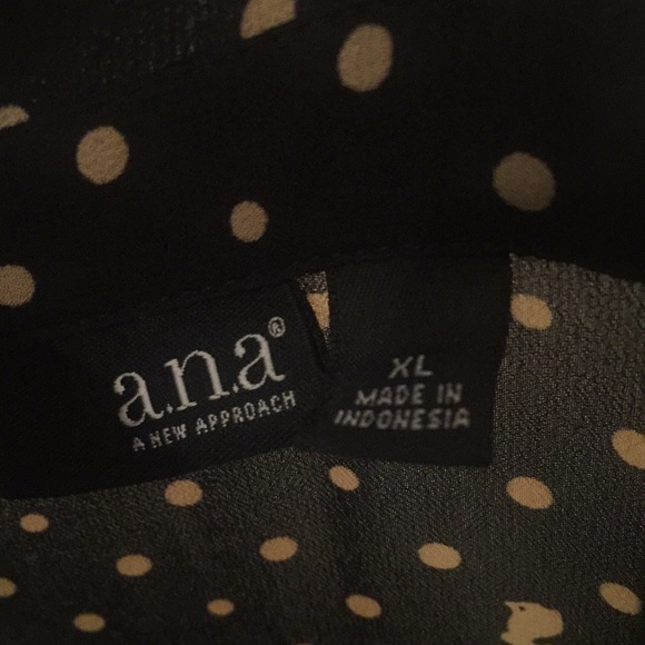 Patterned Blouse - Picture 4 of 4